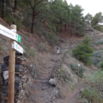 ... und den Weg bergauf zum Roque de Agando nehmen.